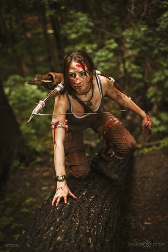 Tomb Raider (2013) - Cosplay Tomb Raider Reborn